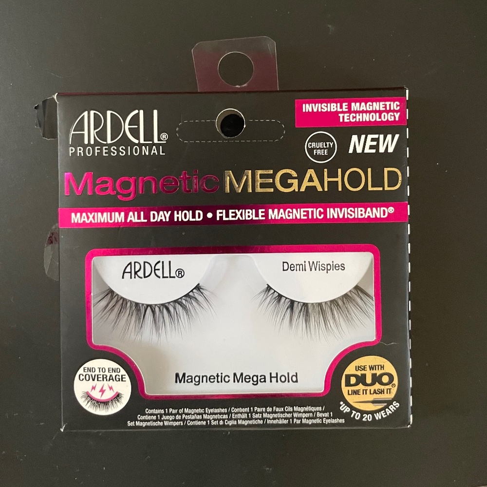 Ardell magnetic hold lashes